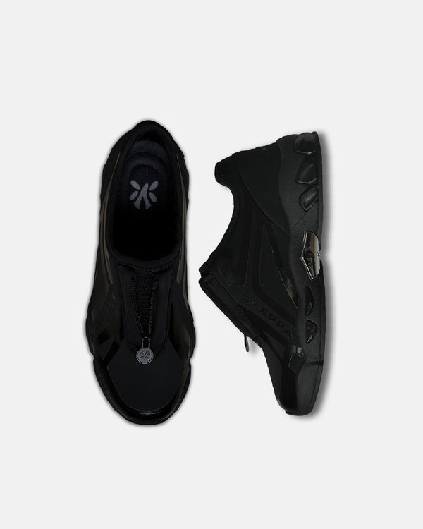 LA SXEPPA Black shoe by SXEPPA, the pair shown top-down and in profile